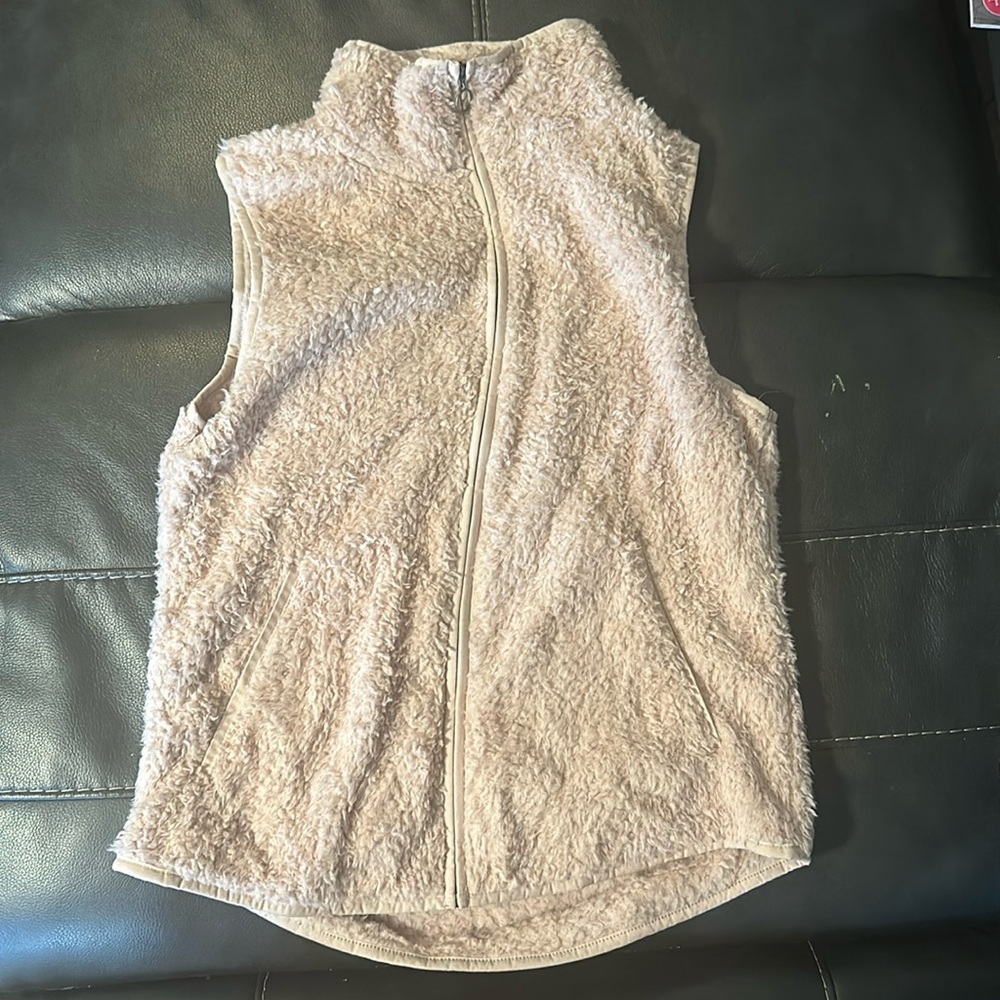 Fluffy Vest